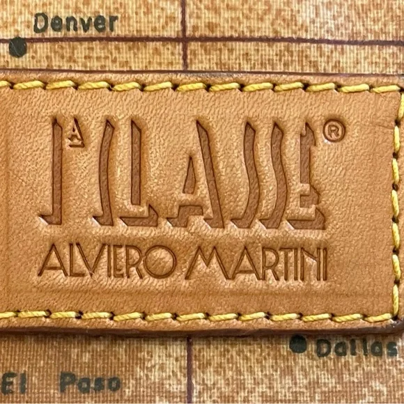 Alviero Martini Tan Map Print Sling Backpack Featuring United States - Picture 10 of 15